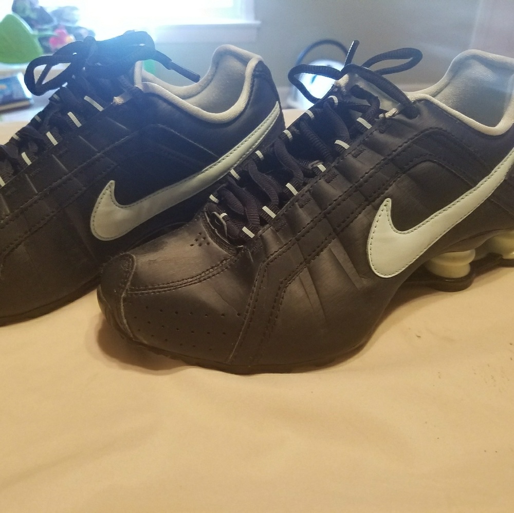 Nike Shox size 7